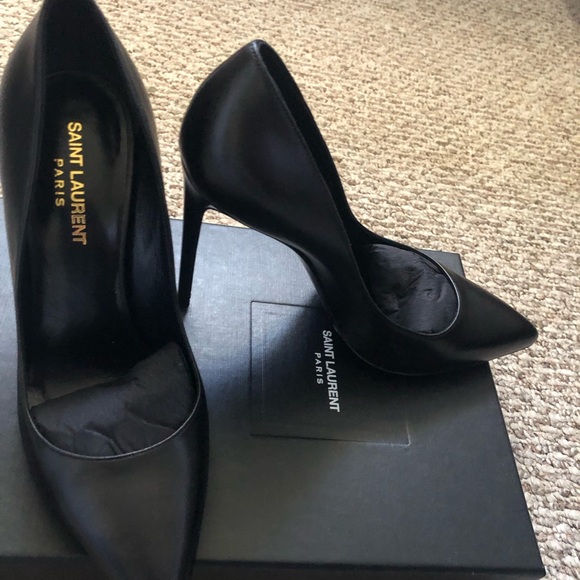 Saint Laurent Black 'Tripon' Leather Pumps - Picture 8 of 8